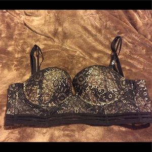 Victoria Secret push up/strapless bra